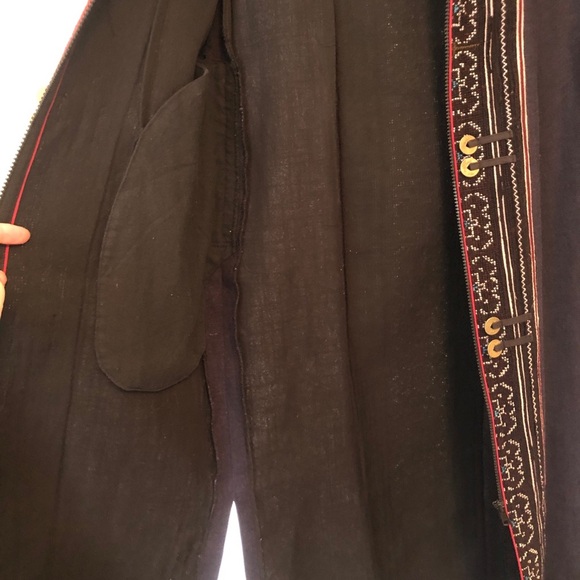 Authentic Thai Indigo tea coat with embroidery. Hmong tribe. Hand made. - Picture 14 of 16